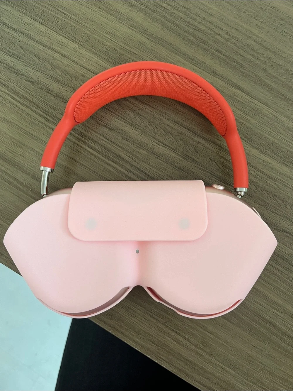 Apple Over-Ear Wireless Headphones - Coral Pink